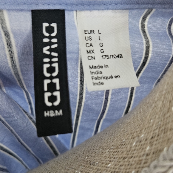 H&M Stylish Blue Striped Button Down Shirt - Picture 5 of 6